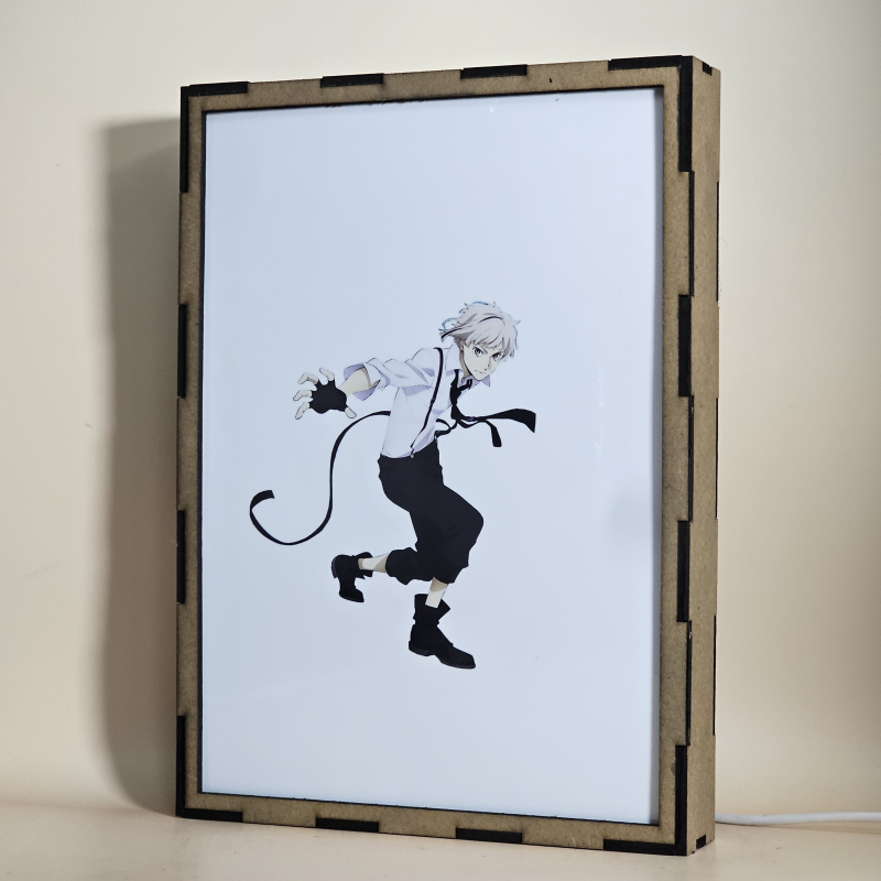 Lámpara LED de Bungou Stray Dogs con Atsushi Nakajima en primer plano - apagada